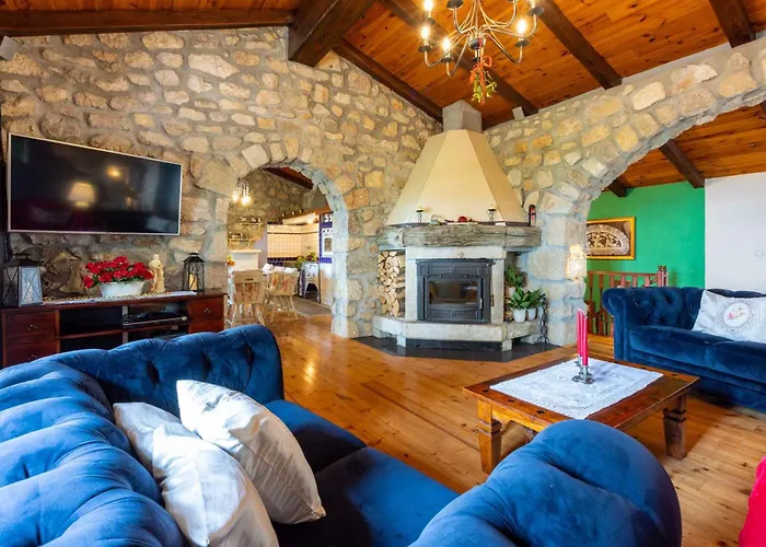 In 43089 Villa *