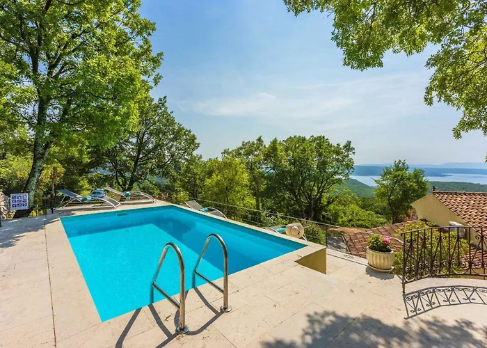 Villa In 43089 Grizane-Belgrad